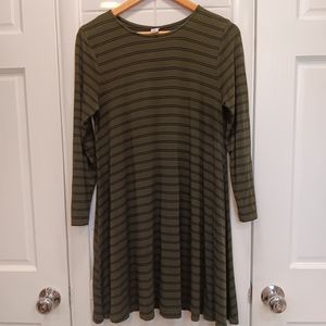 Old Navy swing dress. Mini, long sleeve. Sage green, Sz Medium.
